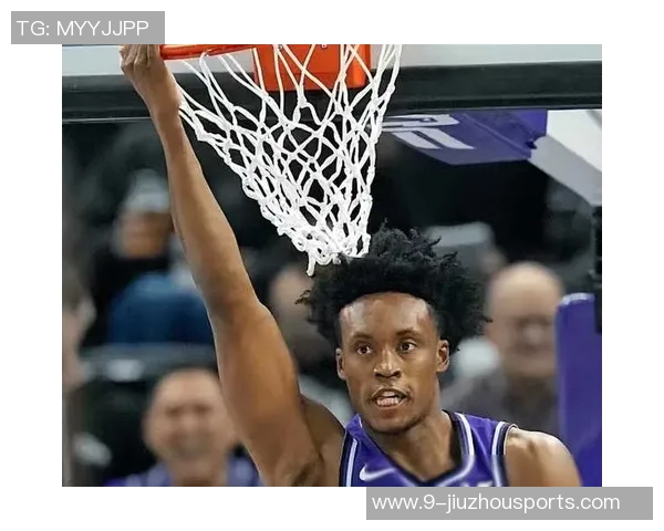 塞克斯顿半场表现出色8投4中斩获12分并罚球5罚4中展现强大攻击力