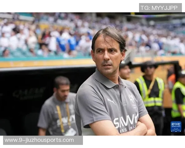 前皇马球员点评西蒙尼维尼修斯冲突呼吁教练应保持冷静与克制